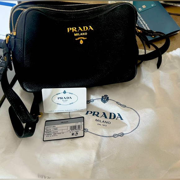 Prada Black Vitello Phenix Double Zip Crossbody Camera Bag - Picture 7 of 7
